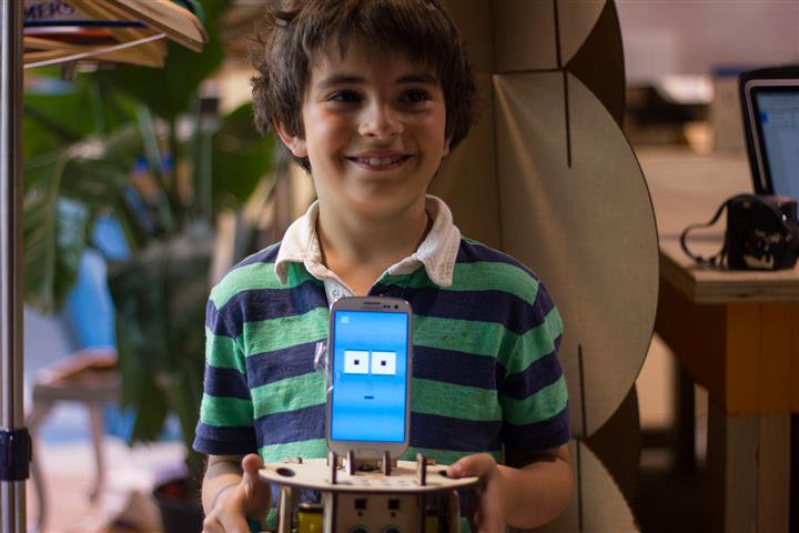 robot playtime | BetaKit robot playtime