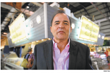 Editor Michael Cooke and Layar App in Toronto Star