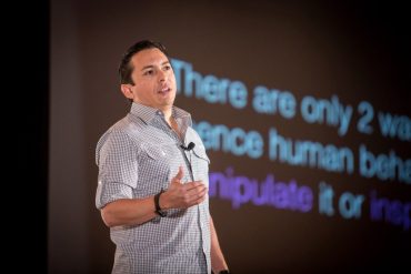 Brian Solis GROW