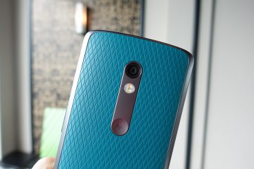 Moto X Play