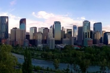 Calgary_Skyline_2015_3
