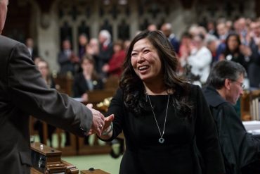 Minister-Ng-handshake