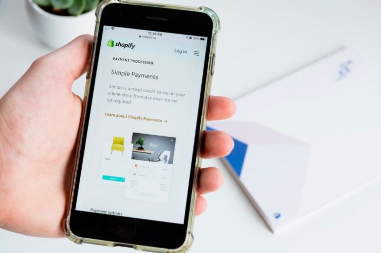 Shopify mobile app