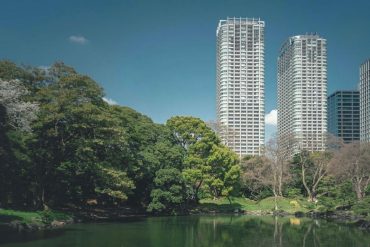 real estate buildings (Parvis)