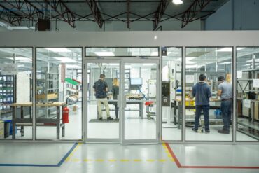 Loop Energy clean room