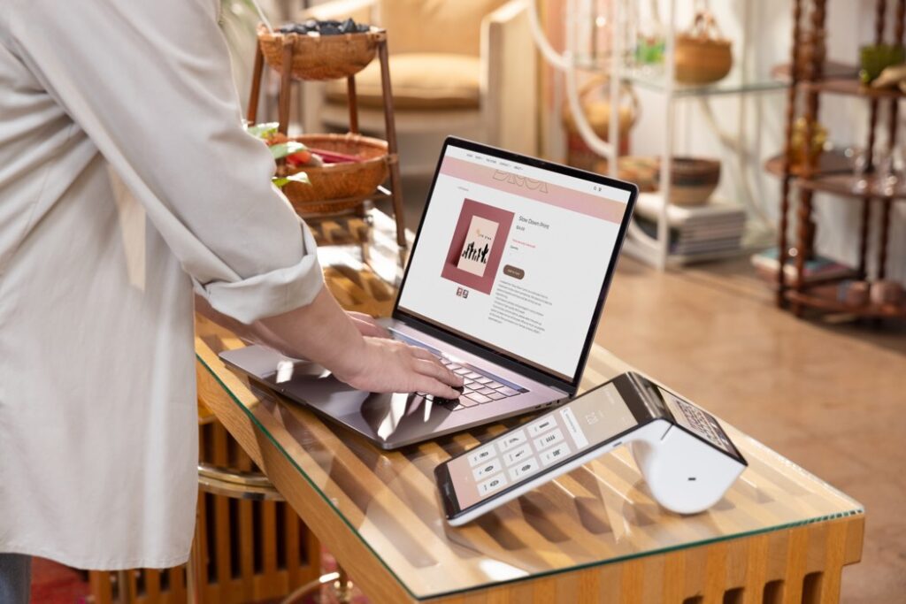 GoDaddy Commerce Solution