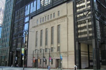 Outside portrait of the toronto stock exchange